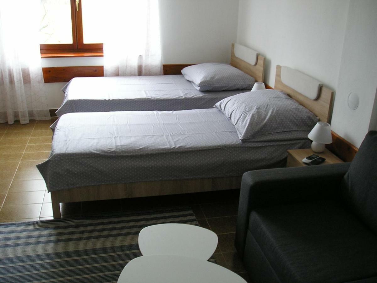 Twin Oaks Sisan Exterior foto